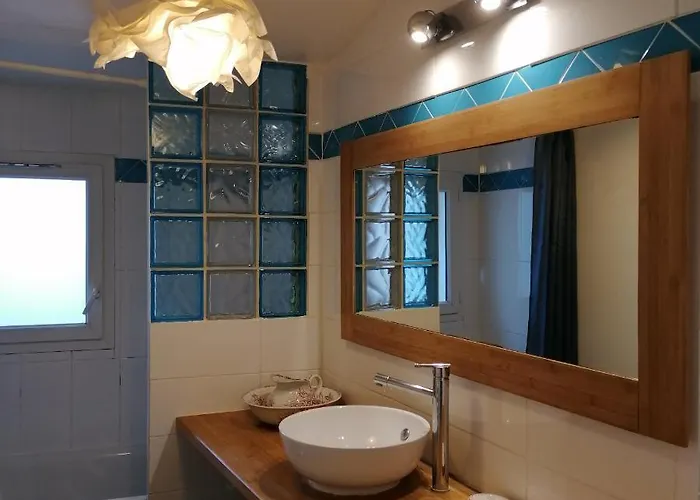 Apartment A 2 - 50m2 - 1 La Rochelle (Charente-Maritime)