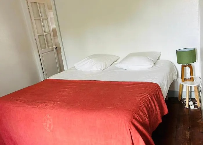 A 2 - 50m2 - 1 Apartment La Rochelle (Charente-Maritime)